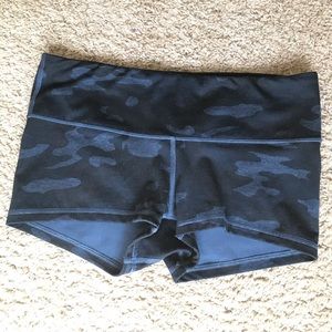 Lululemon Blue Camo boogie shorts